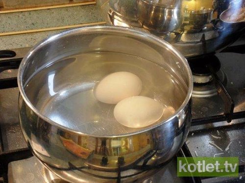 Jak zrobić jajka faszerowane łososiem