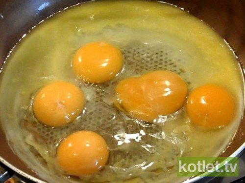 Jak zrobić jajecznicę wiosenna