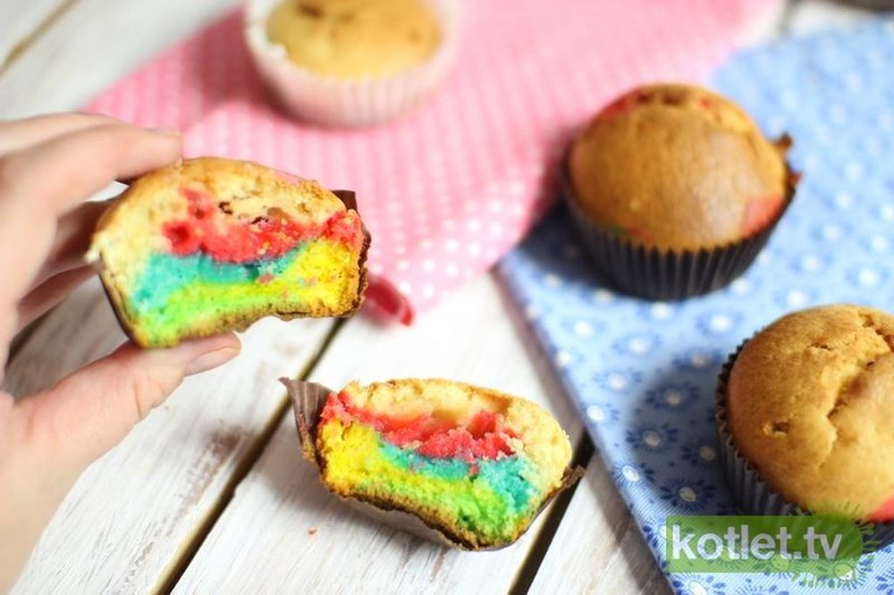 Kolorowe muffiny