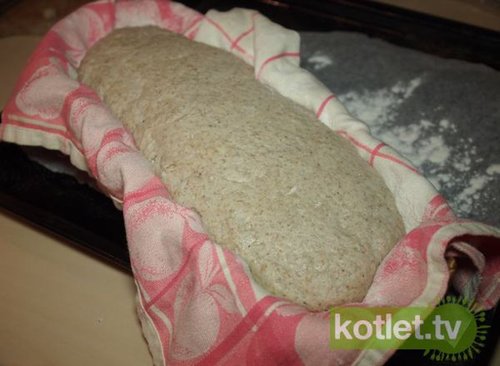 Przygotowanie chleba z prosem