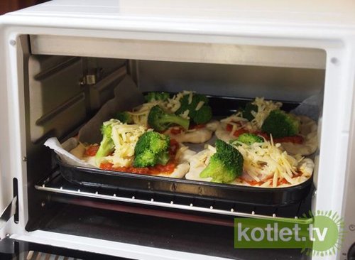 Jak zrobić pizzetki z brokułami