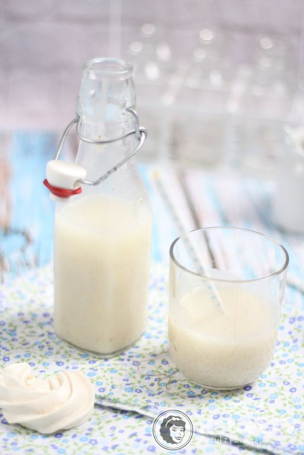 Mleko owsiane domowej produkcji