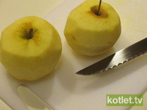 Jak zrobić ciasto z orzechami i jabłkami