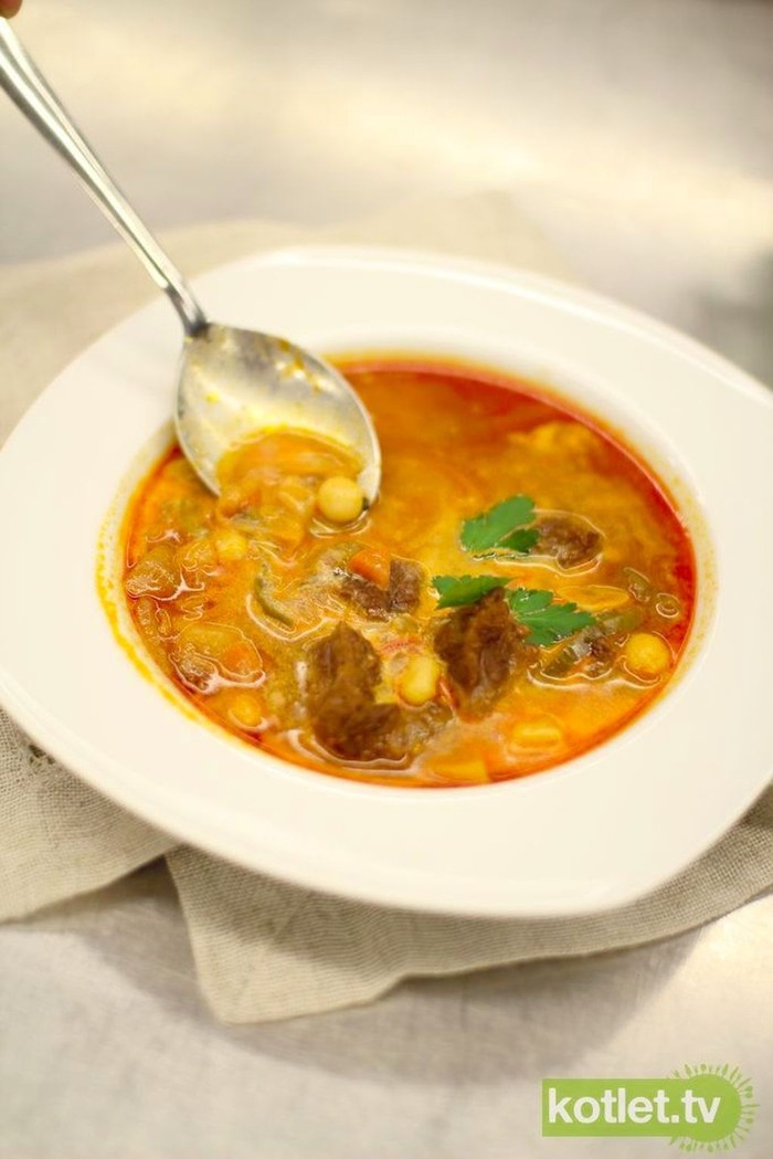 Przepyszna zupa gulaszowa