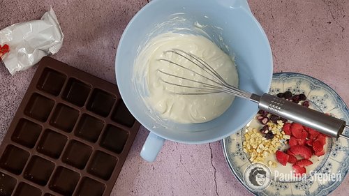 Jogurtowe mrożone czekoladki
